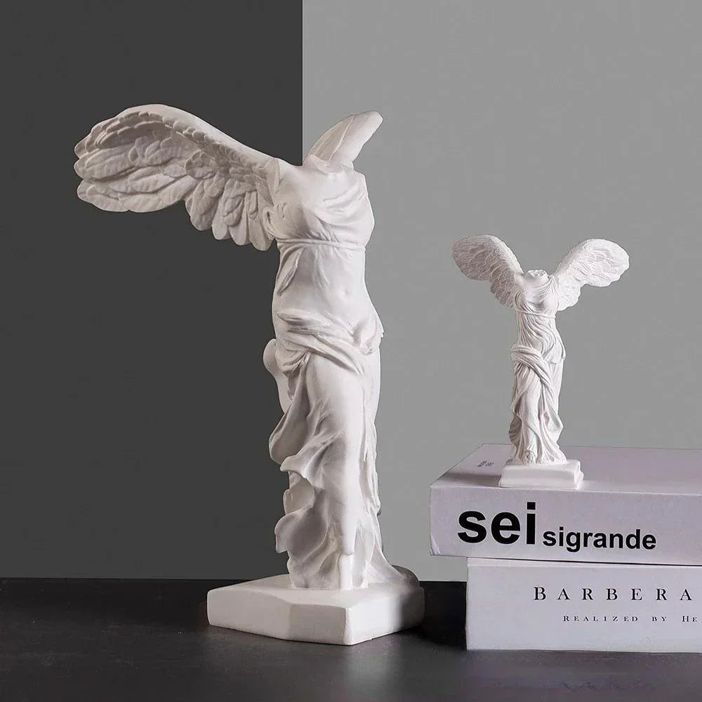 Skanto | WingGlide - Kunstnerisk Flytende Ornament