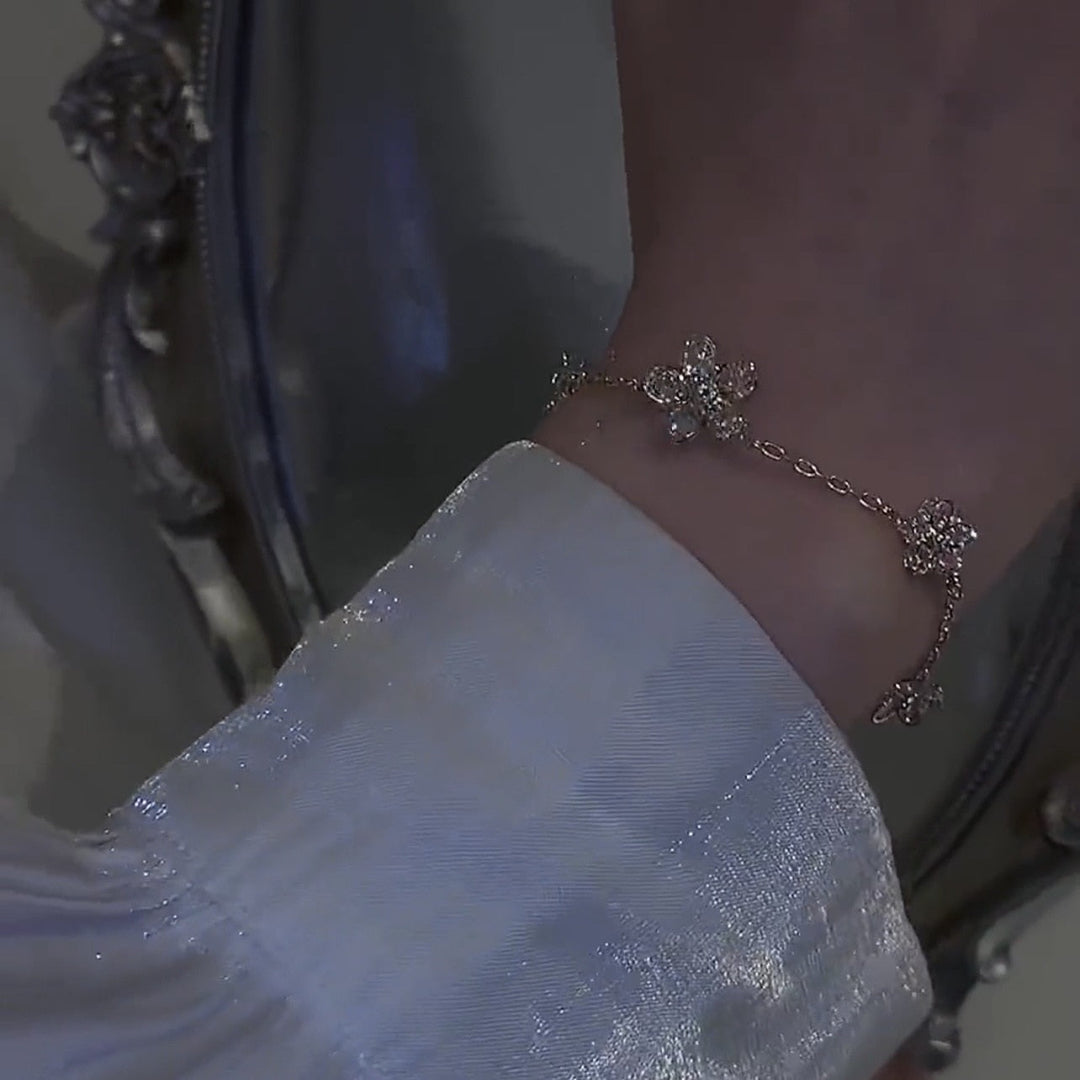 Skanto | Floral Blossom Zircon Armbånd