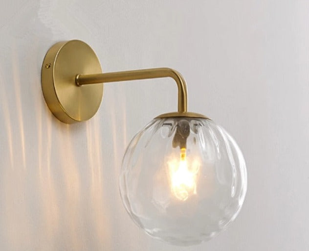 Skanto | SphereLuxe – Skandinavisk Vegglampe med Justerbart Lys
