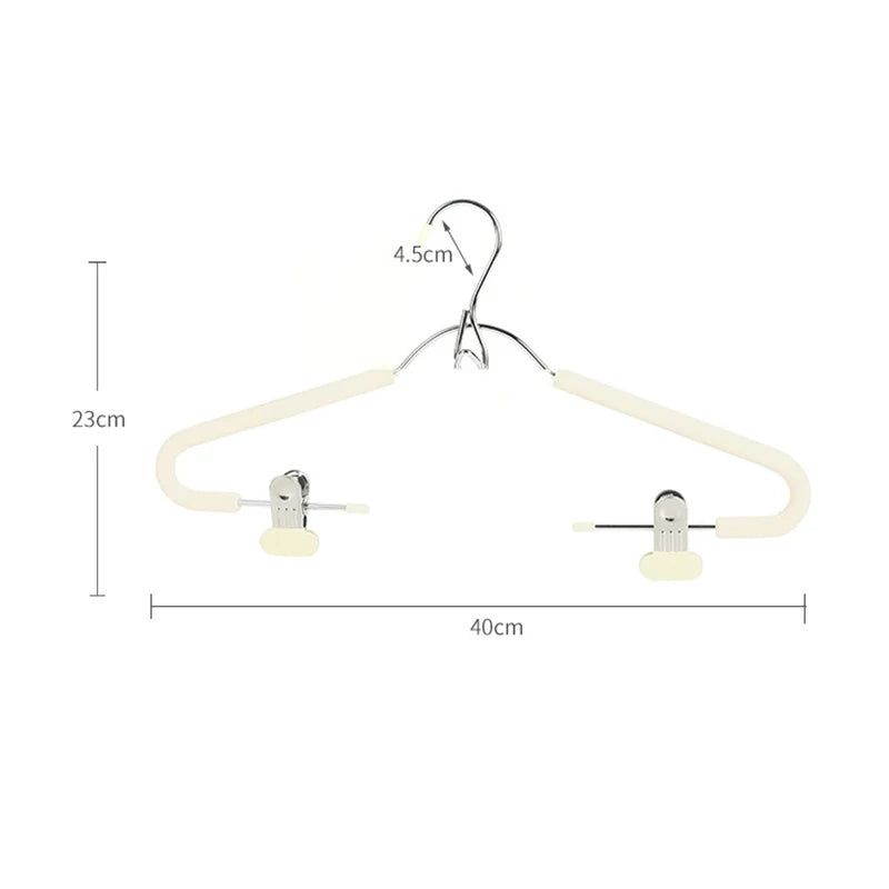 Skanto | Plassbesparende Design Stable Kleshengerset