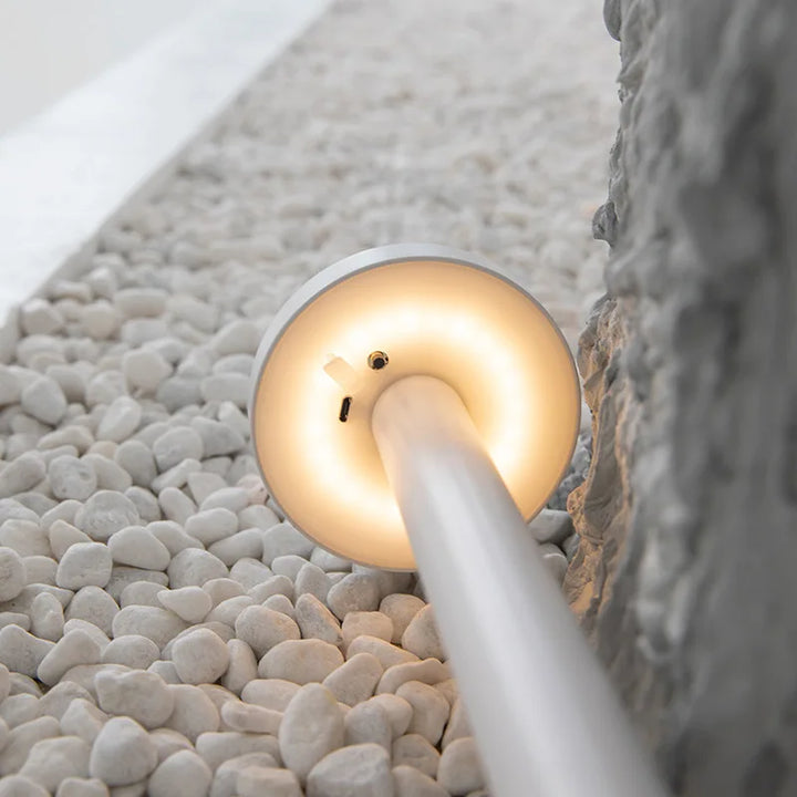 Skanto | Innovativ trådløs lampe for skapere