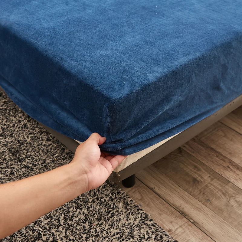 Skanto | Fitted Sheet Velura | Stretch Velvet | Myk & Varm | Madrassbeskytter for Vinter