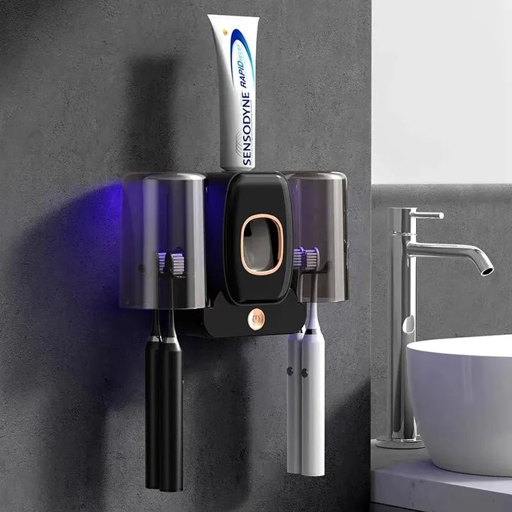 Skanto | UV Tannbørsteholder PureBrush UV | Sterilisering med UV Lys | Automatisk Tannkremdispenser | Veggmontering Uten Boring