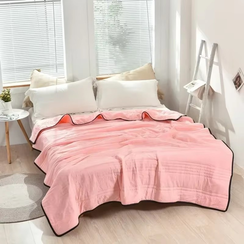 Skanto | Sommer Lett Quilt Solid Farge Helårs Comforter for Dobbeltseng