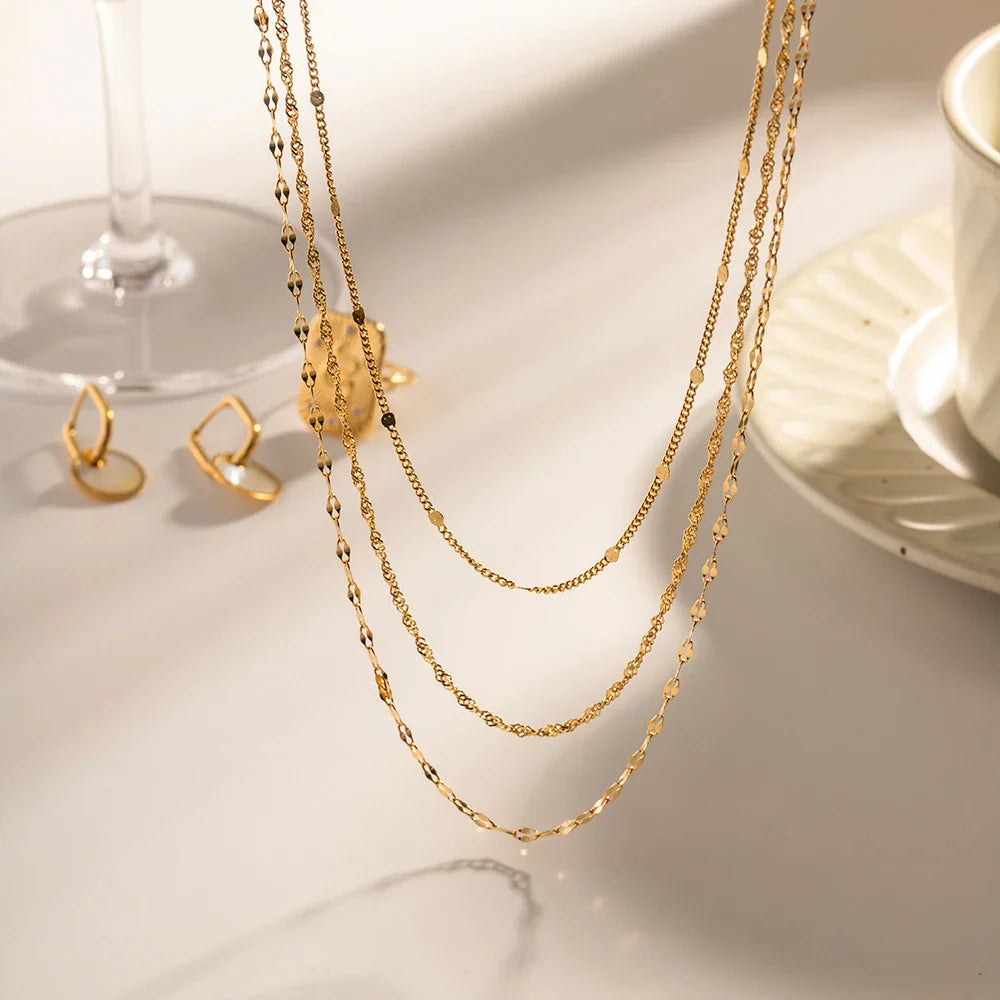 Skanto | 18k Delikat Klassisk Tre-lags Smykke Stable