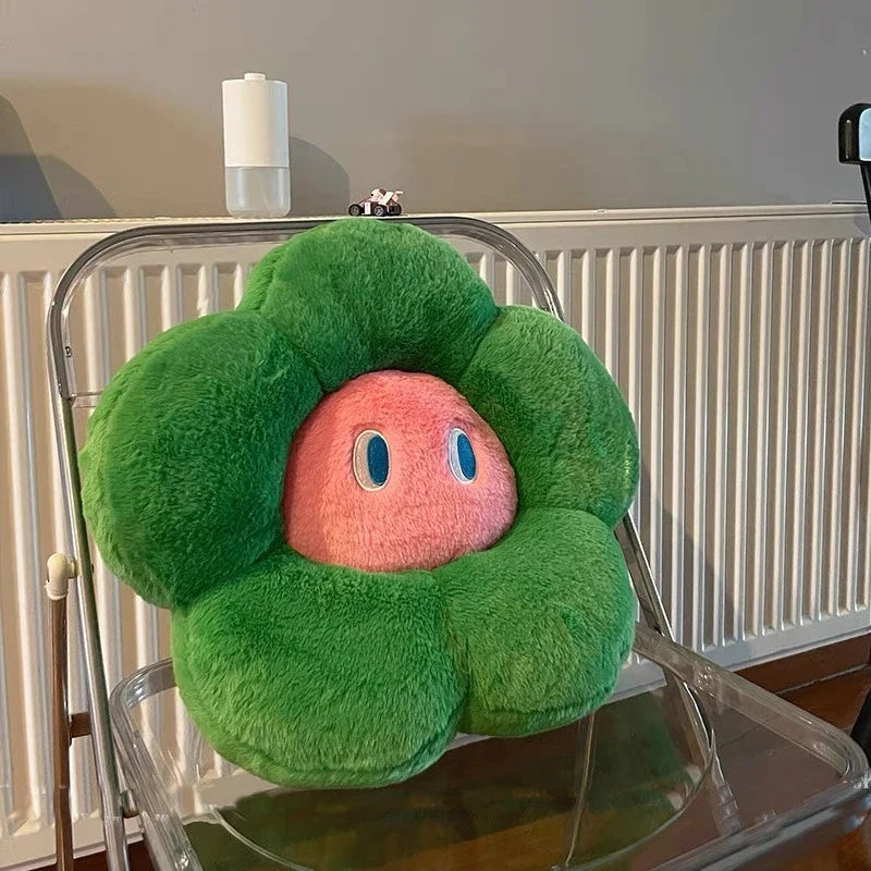 Fluffy Flower Cushion with Eyes | Skanto
