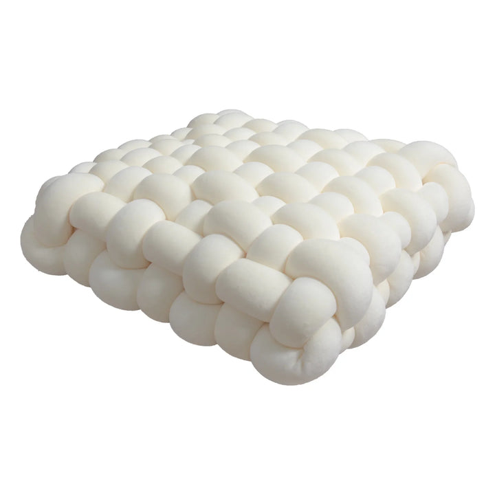 Chunky Woven Knot Cushion | Skanto