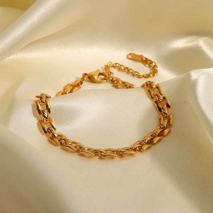 Skanto | 18k Tynn Urmaker Inspirert Armbånd