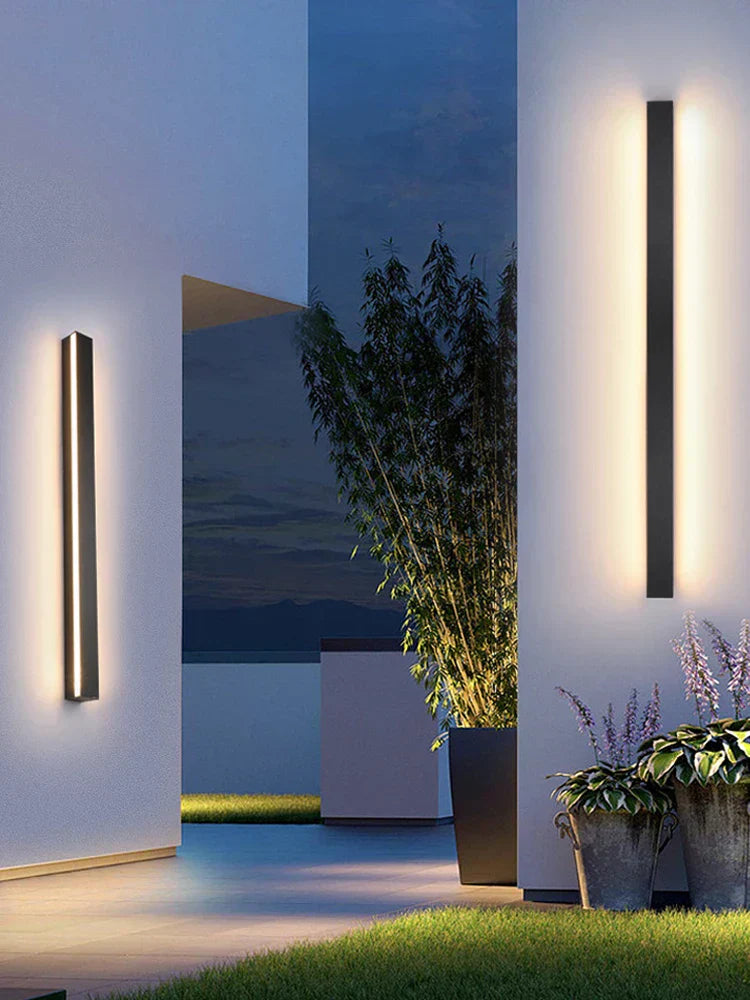 Skanto | NeroEdge SleekLine Vanntett LED Vegglampe – Moderne Utendørslampe i Svart