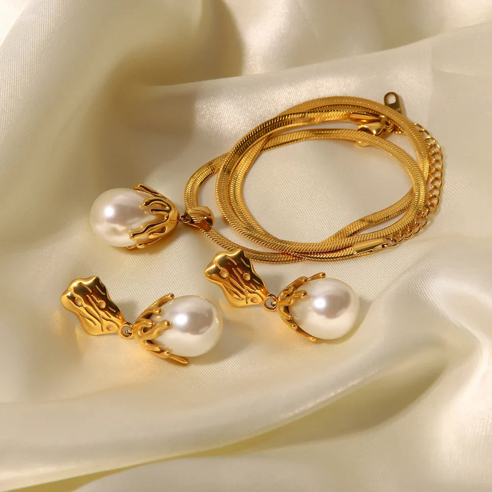Skanto | 18k Blooming Pearl Smykke og Øredobber