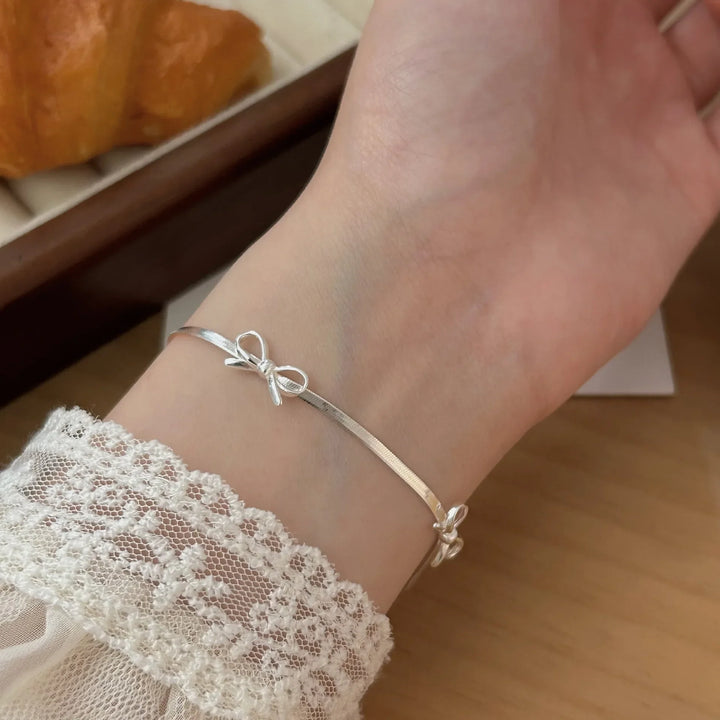 Skanto | Feminine Sløyfe Herringbone Halskjede og Armring