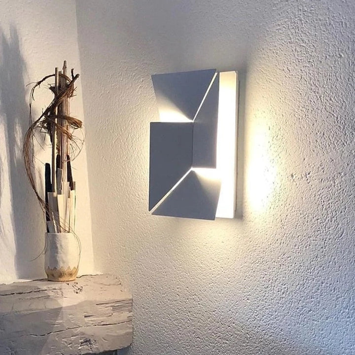 Skanto | 3D Vegglampe med romslig effekt
