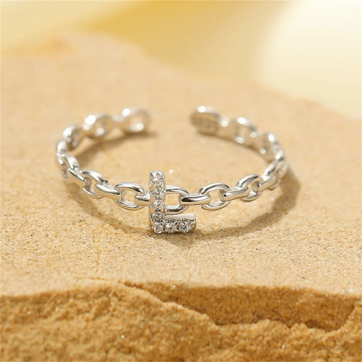 Skanto | Delikat Diamant Bokstav Initial Ring