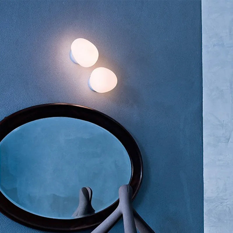 Skanto | VivaGlow – Elegant Hvit Taklampe for Moderne Interiører
