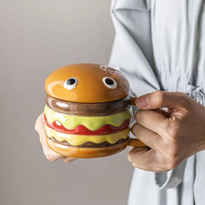 Deilig hamburgerformet keramisk krus