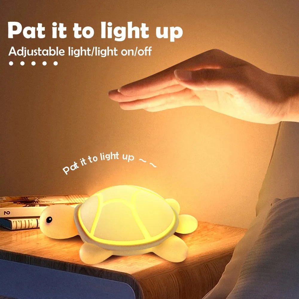 Skanto | ShellGlow LED Nattlampe | Sjekk Skilpadde | Myk Silikon | Fargeforandring & Varmt Lys | USB-C Oppladbar | 10.2 × 15.8 × 6.1 cm
