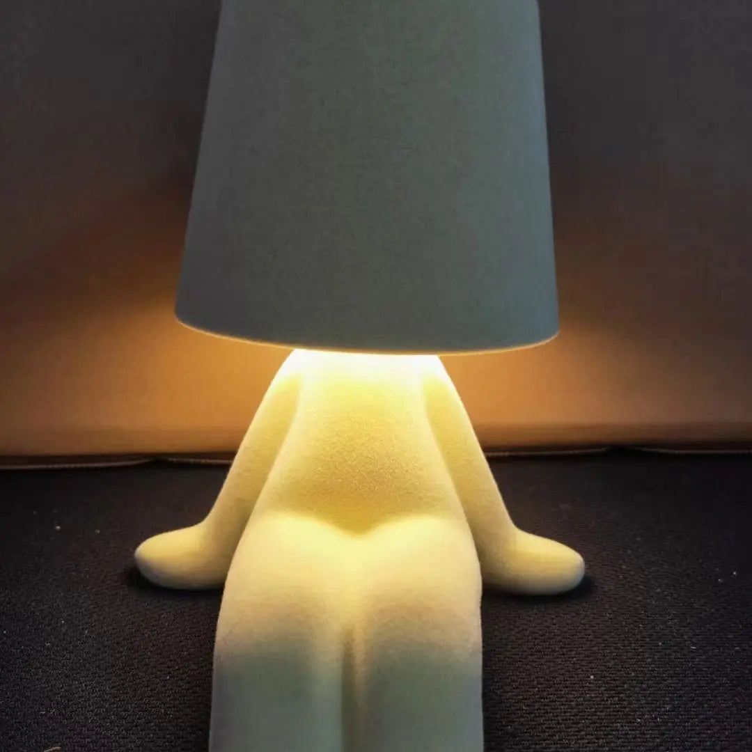 Skanto | Merkelig Mann Moderne Bordlampe