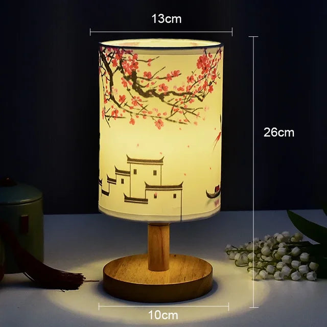 Skanto | Dimmbar LED nattlampe med stoffskjerm i plommerose – Perfekt nattlampe til soverommet