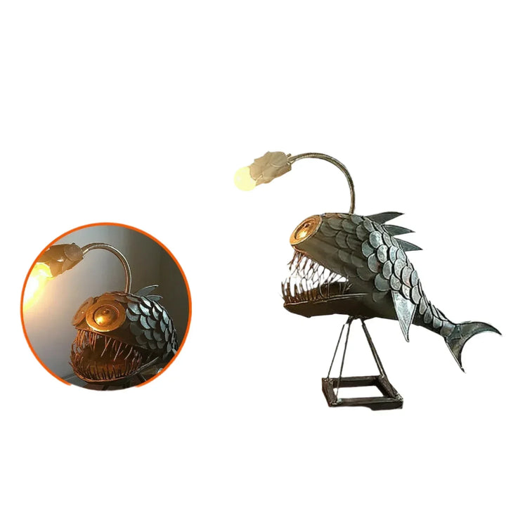 Skanto | Fiskelykt Bordlampe – Håndlaget Justerbar Lampe med Rustikk Fiskedesign