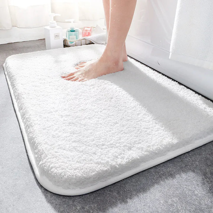 SoftStep Luxus-Badematte – Ekstra mikrofasematte med rutschfester og hochsaugfähiger Oberfläche.