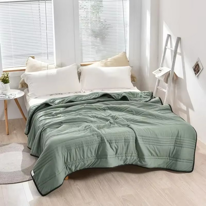 Skanto | Sommer Lett Quilt Solid Farge Helårs Comforter for Dobbeltseng