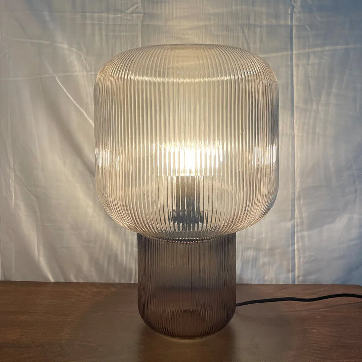 Skanto | Stilren lampe med en edel finish
