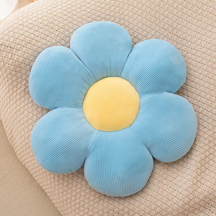 Daisy Plush Cushion | Skanto