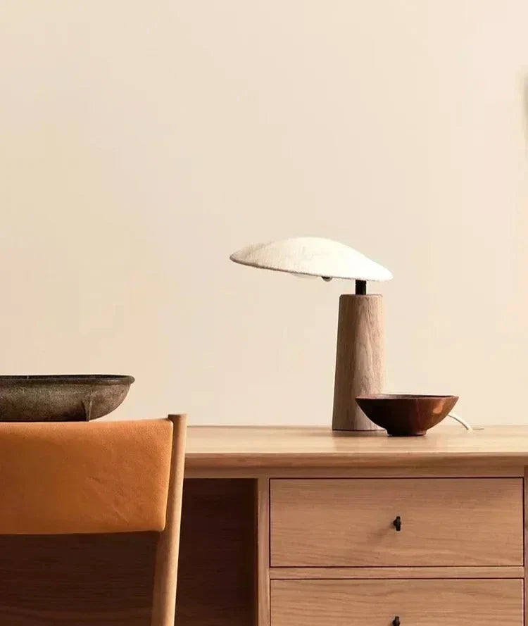 Skanto | Designerlampe med naturlig tre