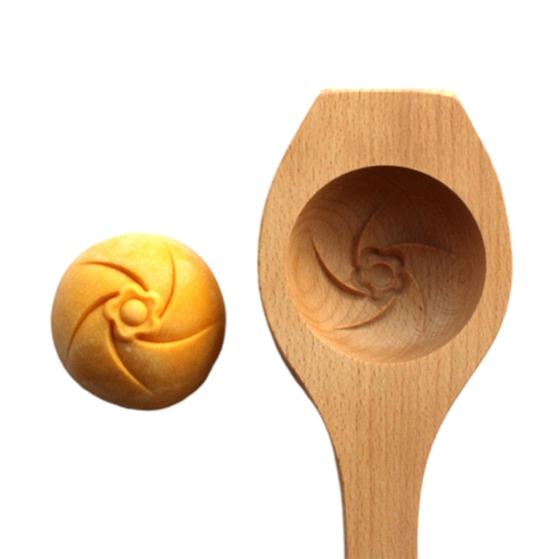 Skanto | Tre Moon Dumpling Maker Mold