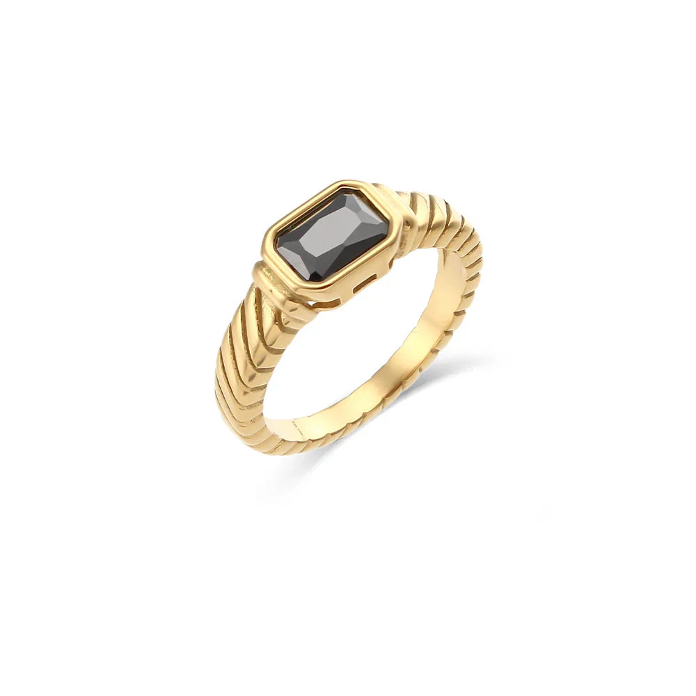 Skanto | Krysstrimmlet Baguette Diamantring
