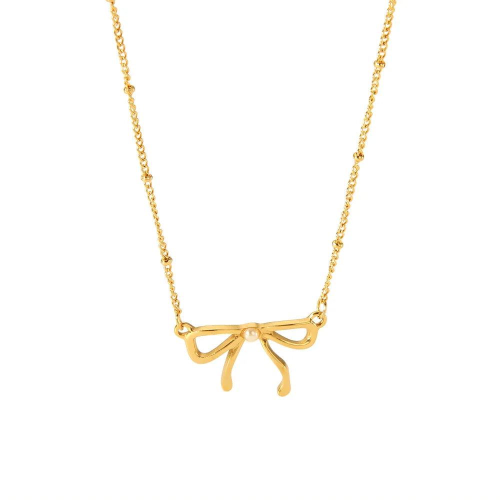 Skanto | 18k Feminine Bow Herringbone & Dainty Pearl Necklace