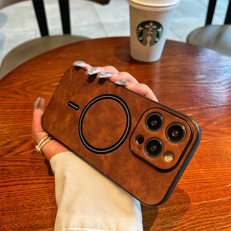 Skanto | Luxury Deer Leather Apple iPhone Case | Magnetisk telefonveske, trådløs veske, MagSafe, trådløs lading, beskyttelsesveske, deksel for iPhone 15, 14, 13 Pro Max Plus