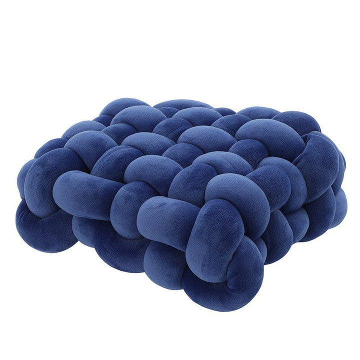 Knotted Ball Decorative Pillow | Skanto