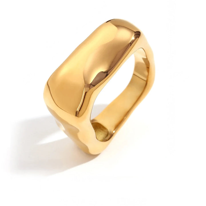 Skanto | 18k Tekstured Firkantet Ring
