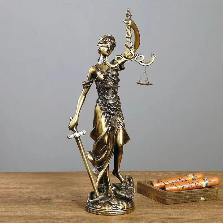 Skanto | ERMAKOVA europeisk antikk bronse gresk gudinne av rettferdighet statue Fair Angels harpiks skulptur ornamenter skrivebord hjemmeinnredning gave