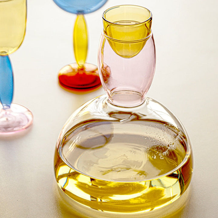 Beger og karaffel servert med glass fra Phillips