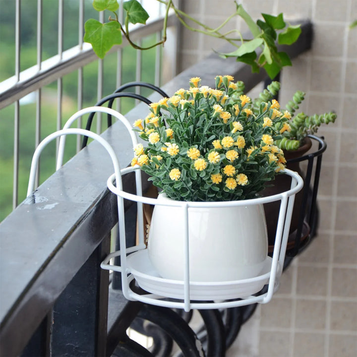 Skanto | Praktisk plantekrukkeholder med stabil metallramme for balkong og terrasse