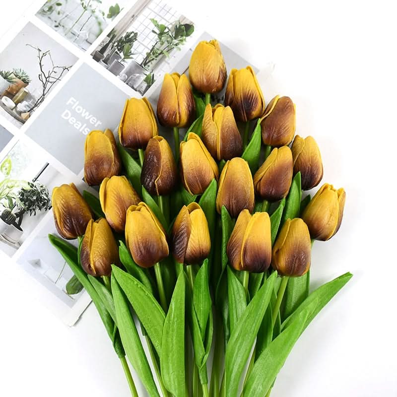 Künstlicher Tulpenstrauß mit realistisk wirkenden Blüten