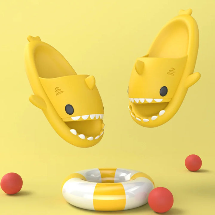 Skanto | Sharkywalk - Hai Slippers