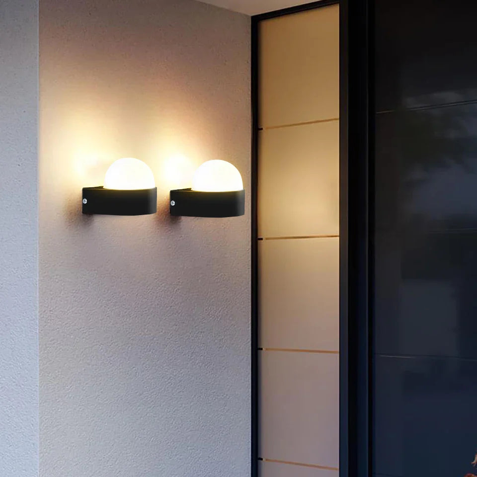 Skanto | LED Utendørs Vegglampe AuroBeam | IP66 Vanntett | Bevegelsessensor & Skumringssensor | 6W / 12W