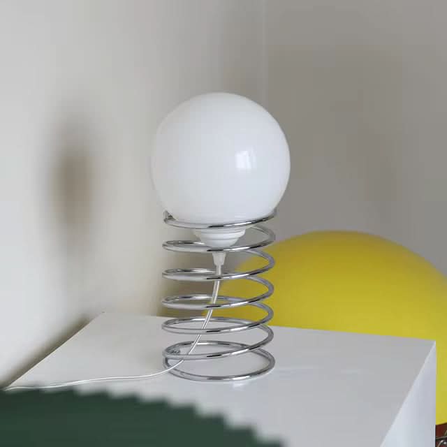 Skanto | FrostOrb Bauhaus Bordlampe – Frostet Glass