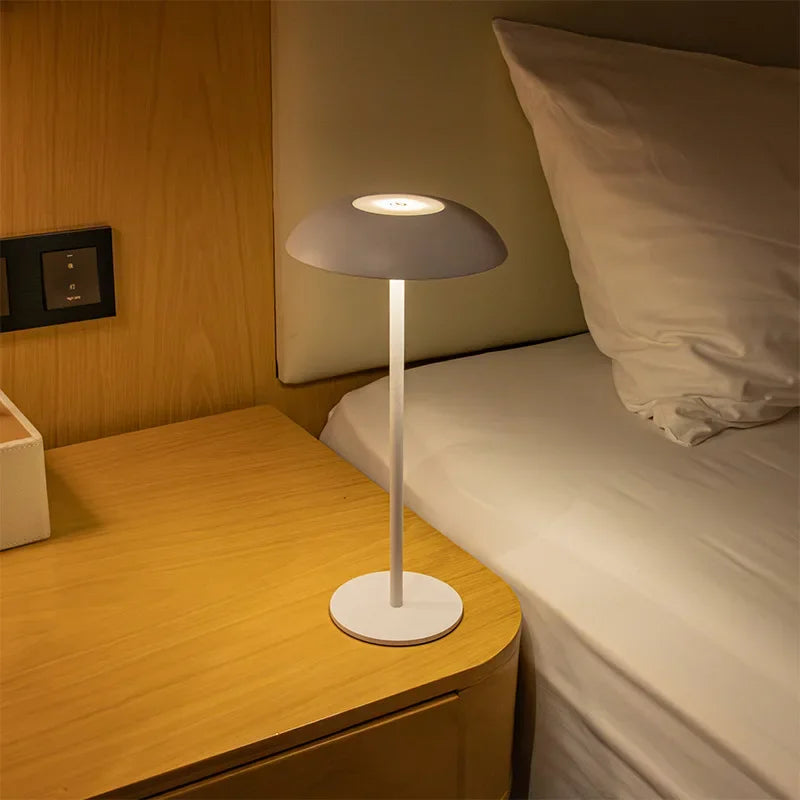 WarmTouch - Trådlampe med oppladbar funksjon og berøringskontroll Skanto