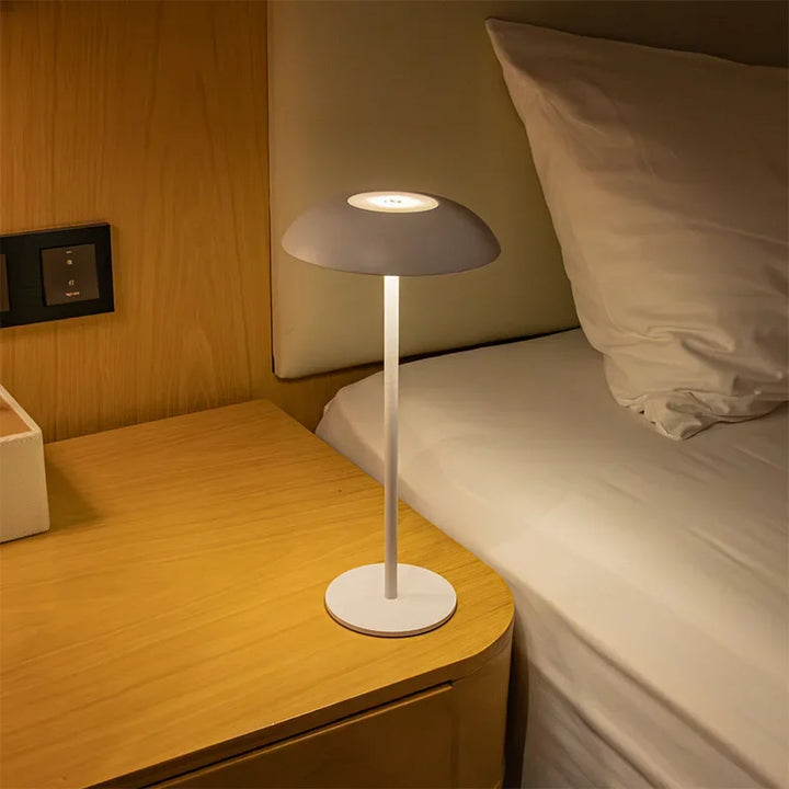 WarmTouch - Trådlampe med oppladbar funksjon og berøringskontroll Skanto