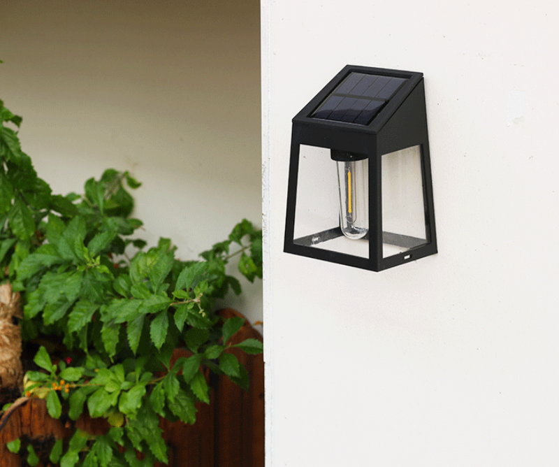 Skanto | GuardLume – Holdbar LED Solutendørslys