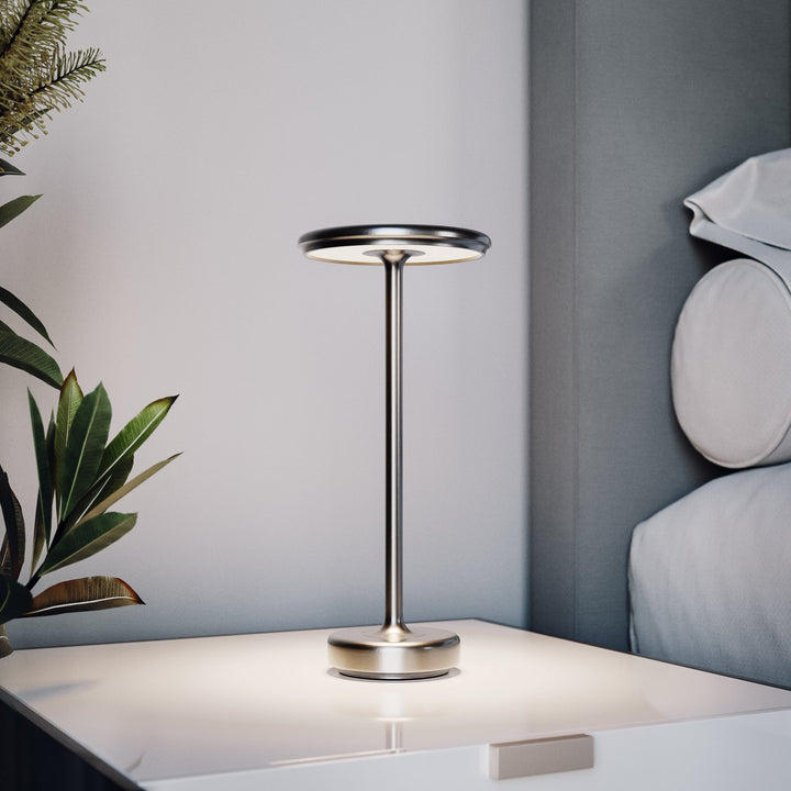 København - Trådlampe med LED og dimbar belysning, egnet for innendørs og utendørs | Skanto