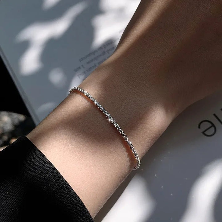 Skanto | Tidløs armbånd laget av sterling sølv – En spesiell gave til henne