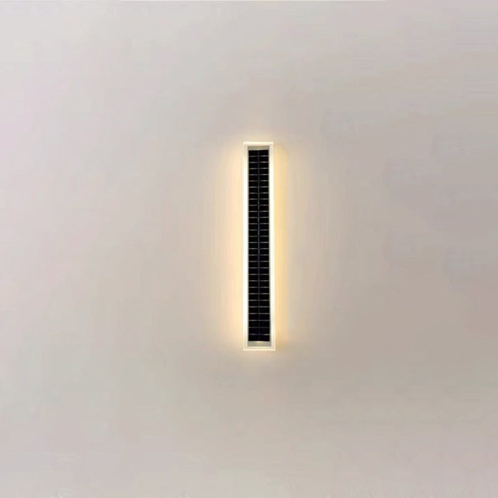 Minimalistisk rektangulær LED-vegglampe for utendørs bruk, vanntett, med solcellefunksjon, for terrasse og hage