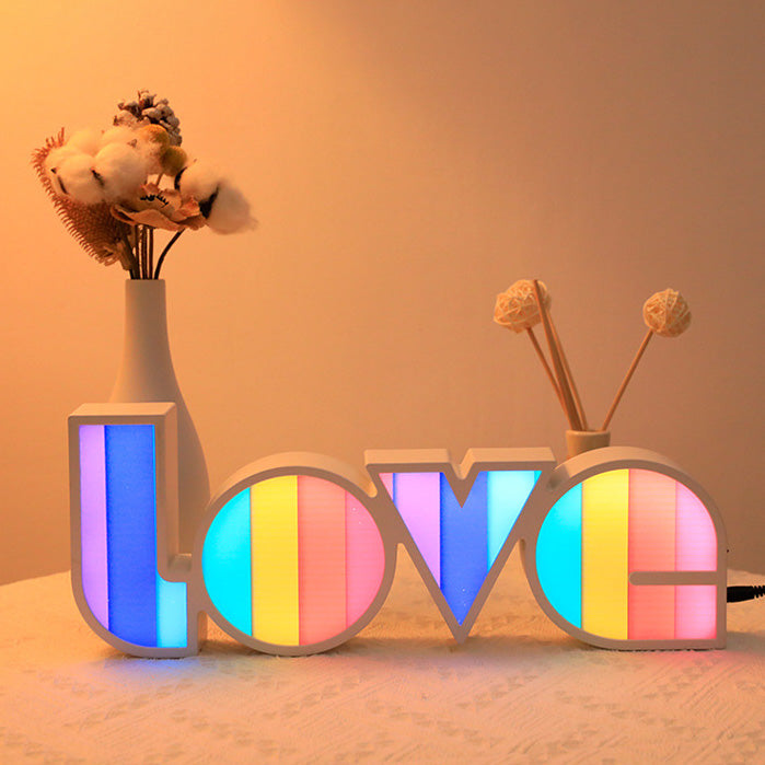 Skanto | Modern Art Deco vanntett PS LOVE bokstaver LED bordlampe for soverommet