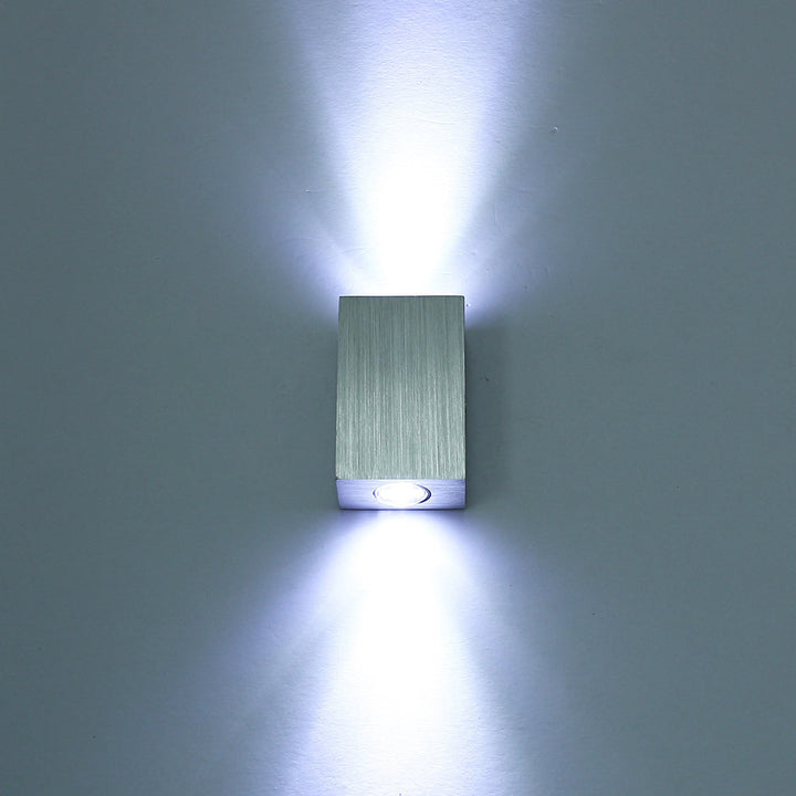 Moderne Enkelhet Vanntett Aluminium Kubisk LED Vegglampe For Utendørs Patio | Skanto