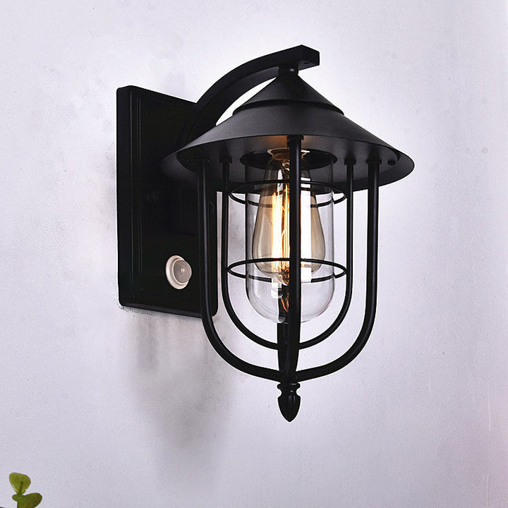 Moderne industriell jern vanntett menneskekroppssensor 1-lampe utendørs vegglampe for utendørs terrasse | Skanto
